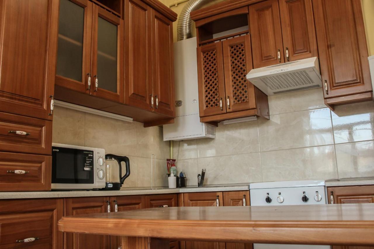 Dimitris Apartment ลวีฟ ภายนอก รูปภาพ